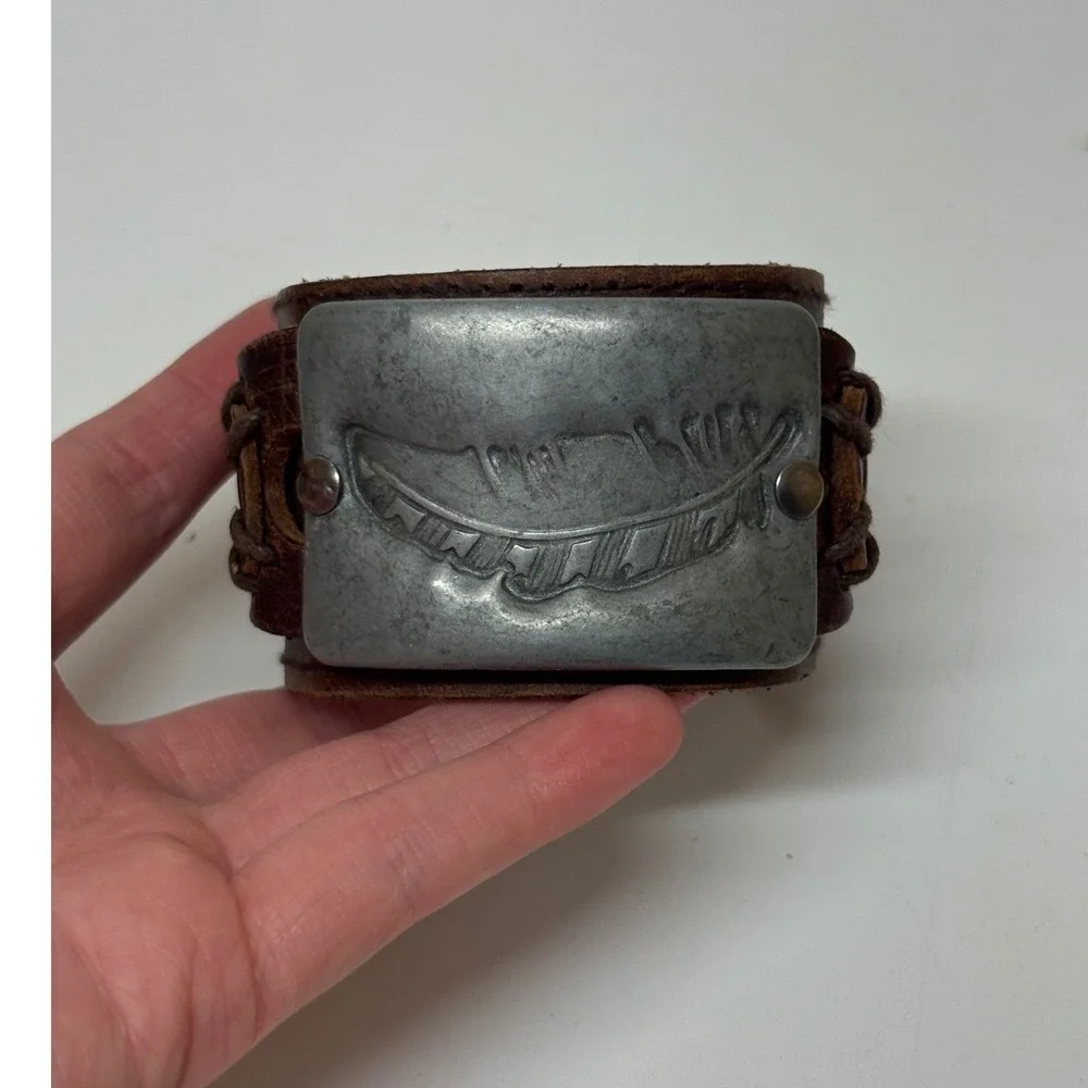 N/A rugged leather